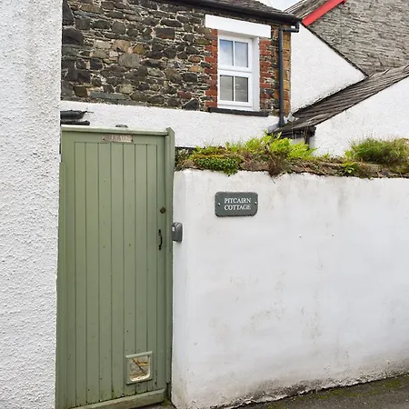 Pitcairn Cottage-uk41256 *